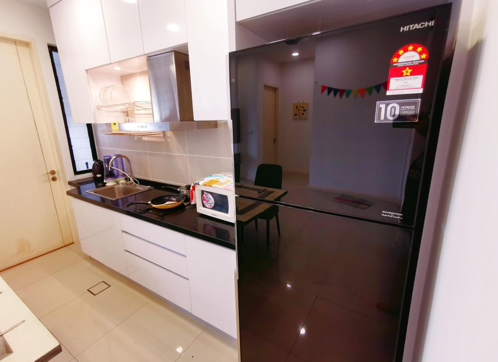 Legoland 3Min Lakeview Happyrainbowsuite 7Pax 2R2B นุสาจายา ภายนอก รูปภาพ